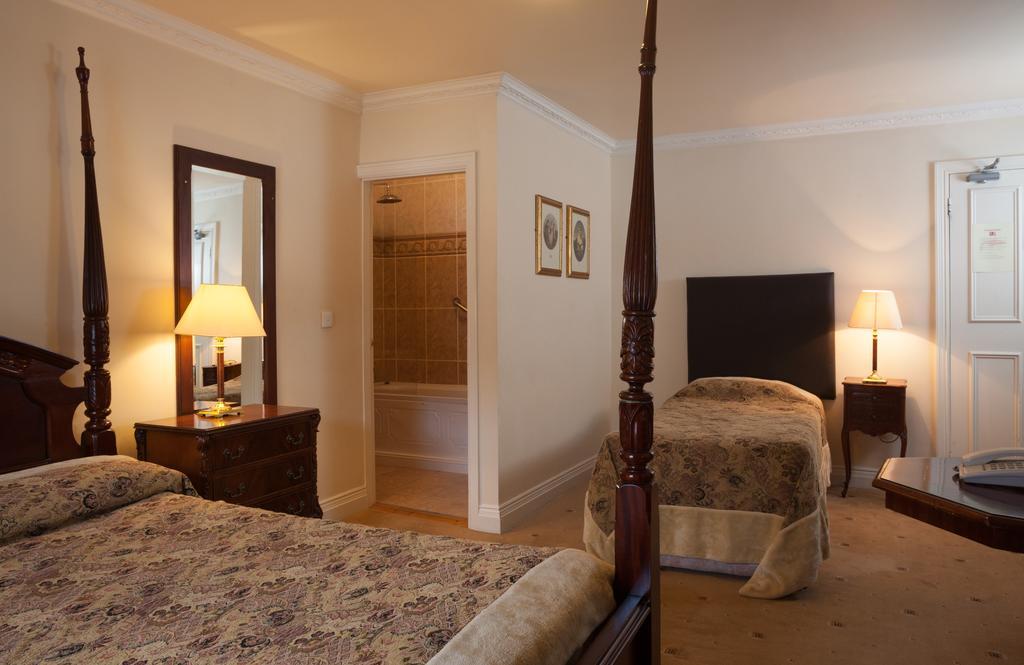 Mills Inn Ballyvourney ภายนอก รูปภาพ